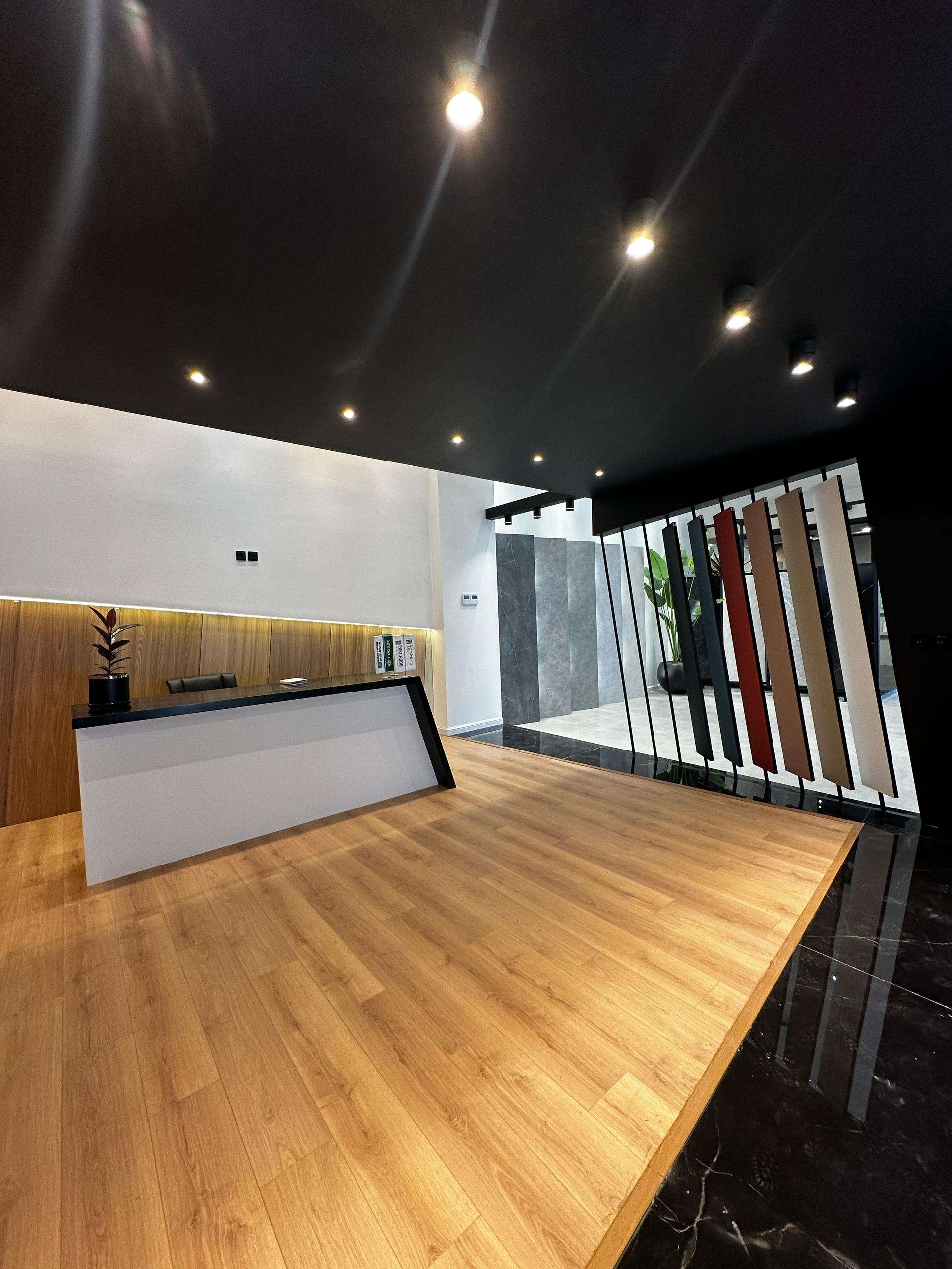 تنوع بالای رنگ و طرح